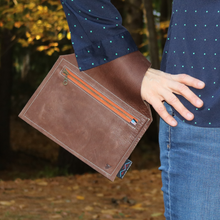 Load image into Gallery viewer, Leather Belt Bag/Wristlet