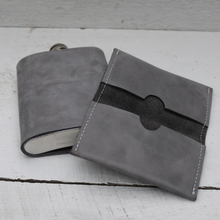 Load image into Gallery viewer, Gift set: Grey leather flask and wallet