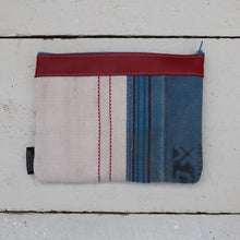 Load image into Gallery viewer, Vintage Hose Clutch