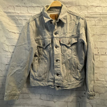 Load image into Gallery viewer, Vintage Levi&#39;s Trucker Jacket 42R
