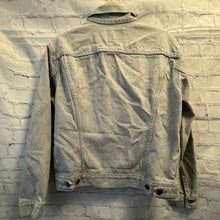 Load image into Gallery viewer, Vintage Levi&#39;s Trucker Jacket 42R
