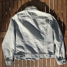 Load image into Gallery viewer, Vintage Levi&#39;s Trucker Jacket 42R

